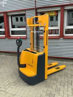 Hochhubwagen-Jungheinrich-EJC112 290ZT