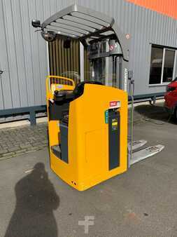 Fahrerstandstapler  Jungheinrich ESC214z 430DZ (1)