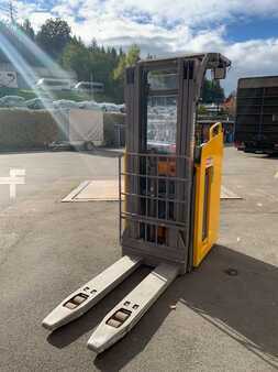 Fahrerstandstapler  Jungheinrich ESC214z 430DZ (5)