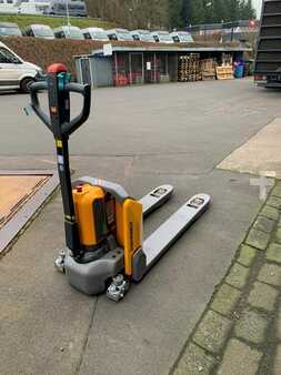 Niederhubwagen 2025  Jungheinrich AME16 (2)