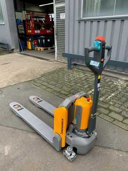 Niederhubwagen 2025  Jungheinrich AME16 (3)