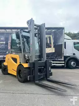 Electric - 4 wheels 2020  Jungheinrich EFGS50s (1)