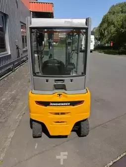 Sähkö - 4 pyör 2023  Jungheinrich EFG316k 300ZT (4)