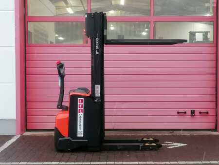 Hochhubwagen  Toyota SWE120 (2)
