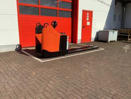 Wózki niskiego podnoszenia 2020  BT LPE250 (5)