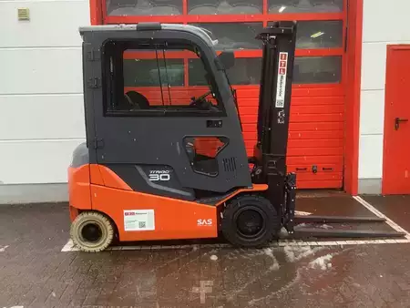 Elektrisk- 4 hjul 2018  Toyota 8FBMKT30 (2)