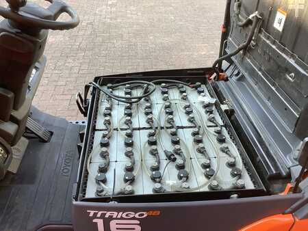 Elektro tříkolové VZV 2015  Toyota 8FBEKT16 (9)