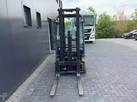 Treibgasstapler  Toyota 02-8FGF18 (4)