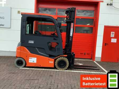 Sähkö - 4 pyör 2021  Toyota 8FBMT35 (1)