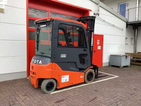 Sähkö - 4 pyör 2021  Toyota 8FBMT35 (6)