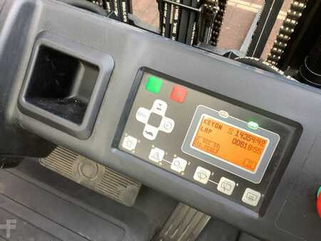 Elektro 4 Rad 2014  Toyota 8FBMKT25 (9)