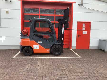 LPG VZV 2022  Toyota 02-8FGF25 (2)