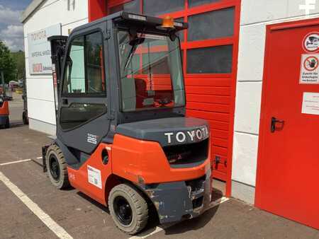 Dieseltrukki 2023  Toyota 56-8FD25F (6)