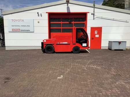 Trekker 2012  Pefra Schlepper 750L (1)