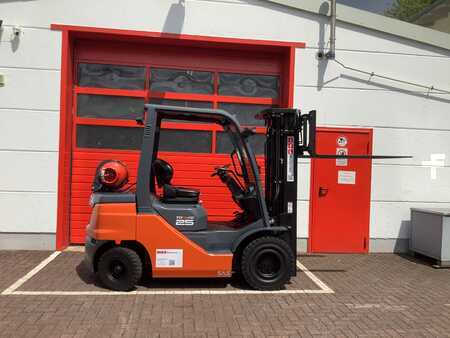 LPG VZV 2023 Toyota 02-8FGF25 (2)