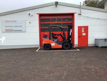 LPG VZV 2023 Toyota 02-8FGF25 (1)