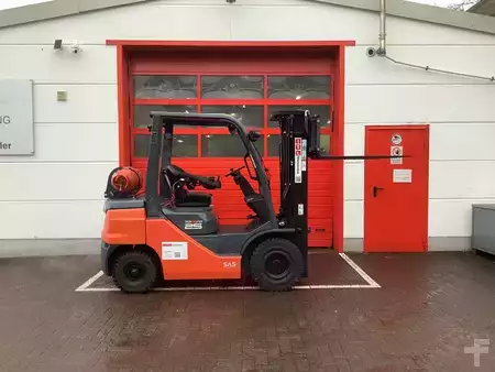 Treibgasstapler 2023 Toyota 02-8FGF25 (2)