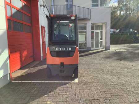 Dieselstapler 2017  Toyota 02-8FDF15 (5)