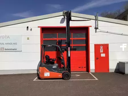 Eléctrico - 4 rodas 2017  Toyota 8FBE20T-Export (5)