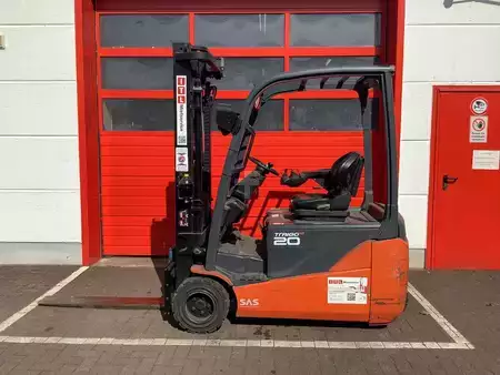 Eléctrico - 4 rodas 2017  Toyota 8FBE20T-Export (9)