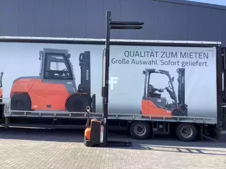 Ledestabler 2024  Toyota SWE120 (4)