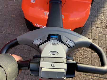 Hochhubwagen  Toyota SWE120L (9)