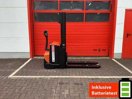 Stapelaars 2018  Toyota SWE120L (1)
