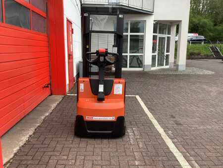 Stapelaars 2018  Toyota SWE120L (8)