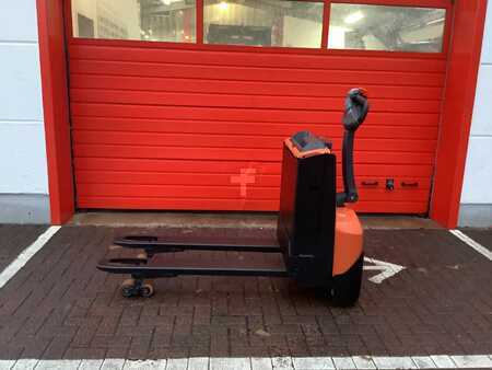 Niederhubwagen  Toyota LWE140 (8)