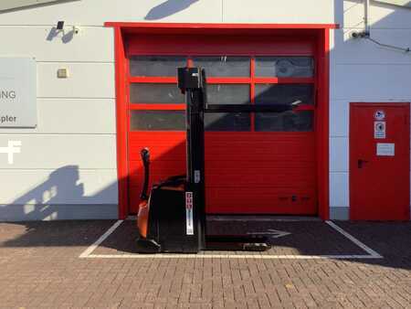 Hochhubwagen  Toyota SWE160 (2)