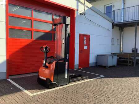 Hochhubwagen  Toyota SWE160 (4)