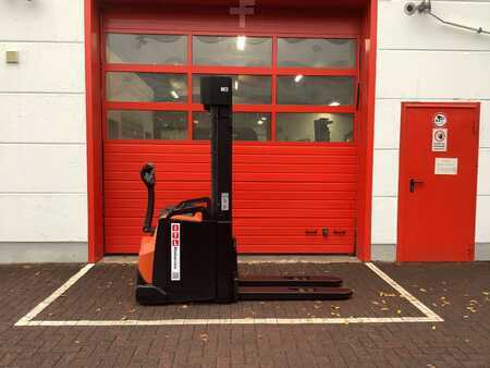 Hochhubwagen  Toyota SWE160L (1)