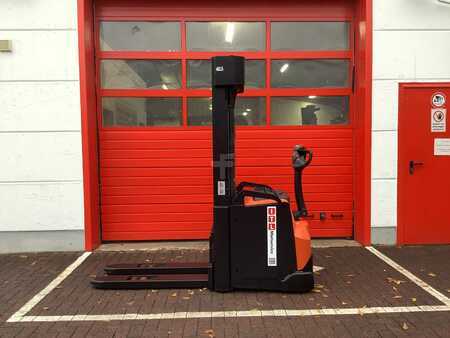 Hochhubwagen  Toyota SWE160L (9)