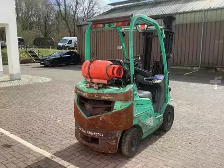 Chariots élévateurs GPL 2007  Mitsubishi FG18N-Export (7)