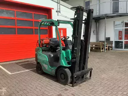 Chariots élévateurs GPL 2007  Mitsubishi FG18N-Export (9)