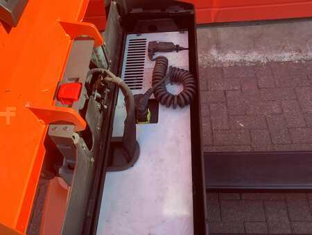 Niederhubwagen  Toyota LWE180 (6)