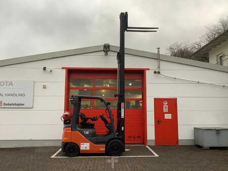 LPG VZV 2021  Toyota 02-8FGF18 (3)