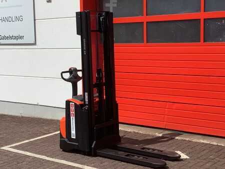 Stacker pedestre 2017  Toyota SWE120L (7)