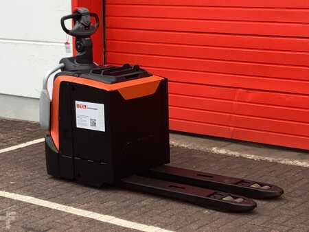 Niederhubwagen  Toyota LPE250 (4)