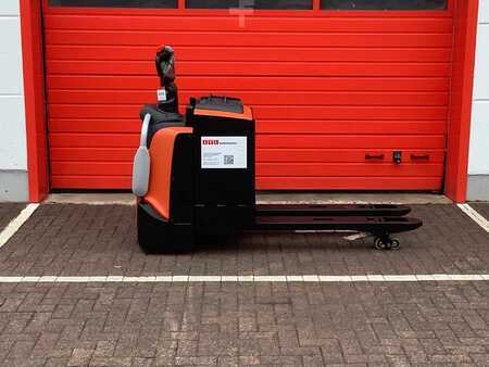 Niederhubwagen  Toyota LPE250 (5)