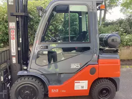 Treibgasstapler  Toyota 06-8FG30F (5)