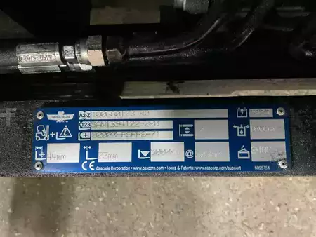 Treibgasstapler  Toyota 06-8FG30F (8)