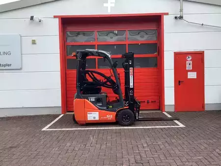 Elektro 3 Rad  Toyota 8FBE15T (1)