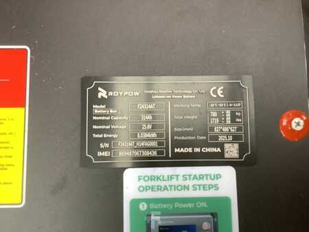 Chariots électriques à 3 roues 2015  Toyota 7FBEST15 (10)