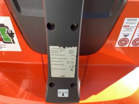 Hochhubwagen  Toyota SWE140 (9)