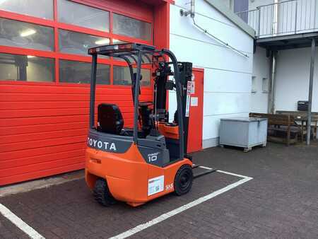 Elektromos 3 kerekű 2012  Toyota 7FBEST10 (6)