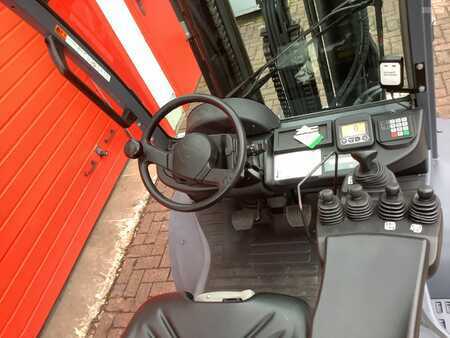 Gázüzemű targoncák 2020  Toyota 8FGJF35 (9)