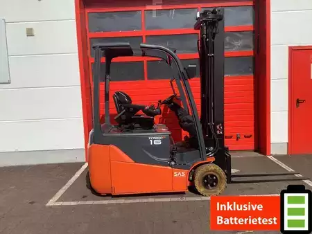 Chariots électriques à 3 roues 2018  Toyota 8FBE16T (1)