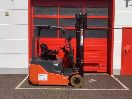 Chariots électriques à 3 roues 2018  Toyota 8FBE16T (3)