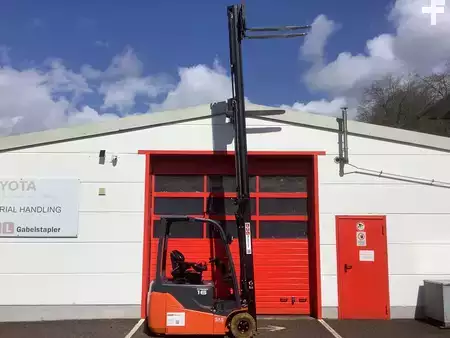 Chariots électriques à 3 roues 2018  Toyota 8FBE16T (4)